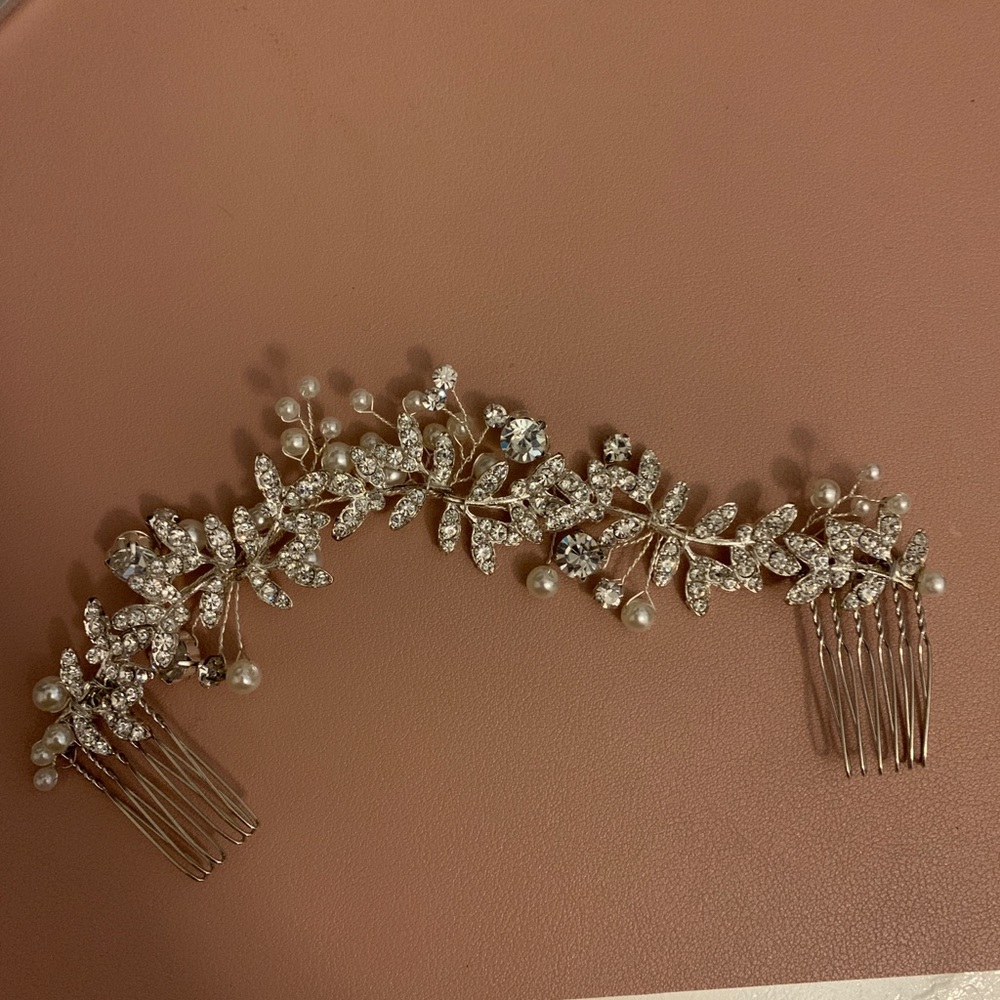 Hair piece bridal or special occasion NWOT - Picture 3 of 4